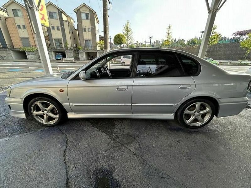 LEGACY B4