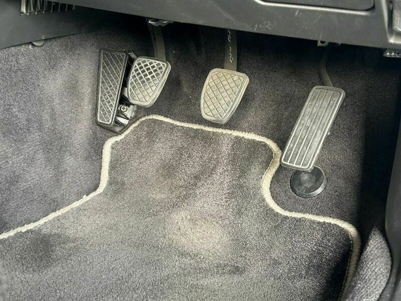 LEGACY B4