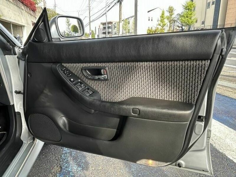 LEGACY B4