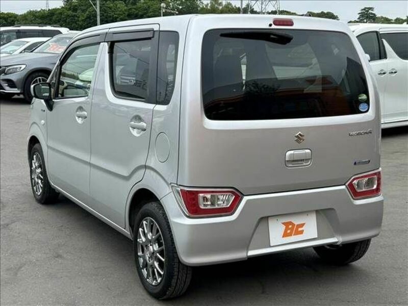 WAGON R-12