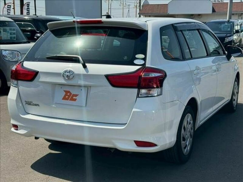 COROLLA FIELDER-14