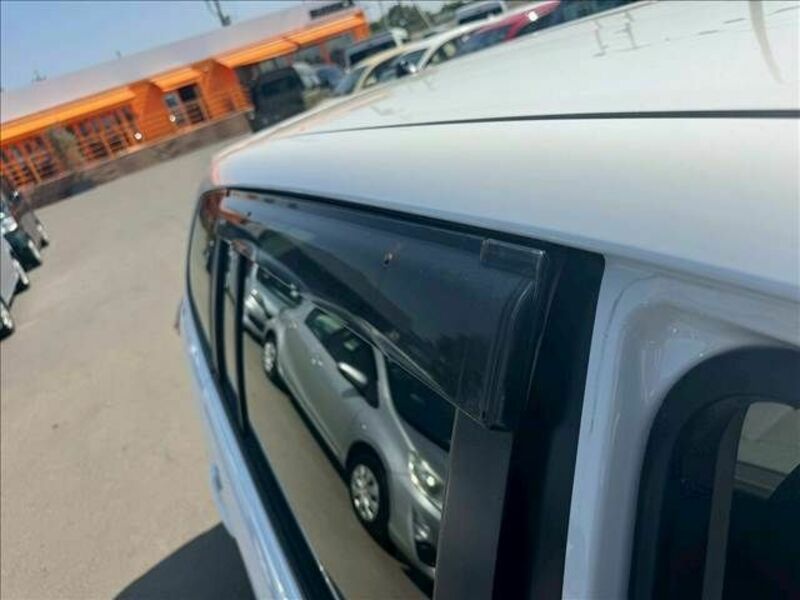 COROLLA FIELDER-28