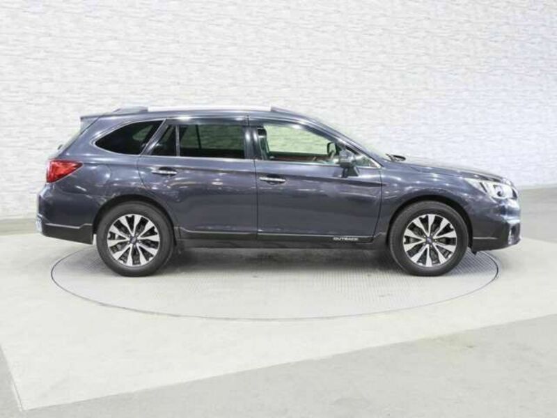 LEGACY OUTBACK-12