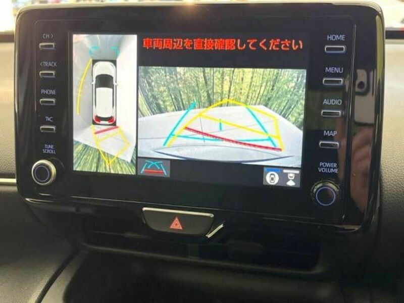 YARIS CROSS-4