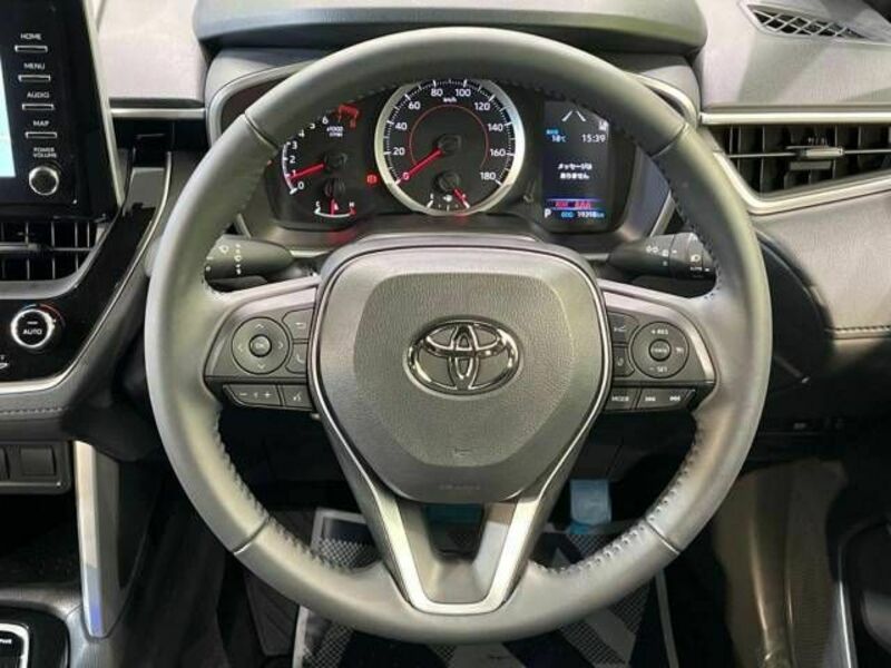 COROLLA CROSS-11