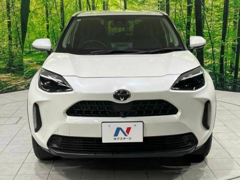 YARIS CROSS-14
