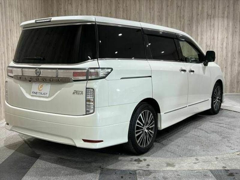 ELGRAND-17