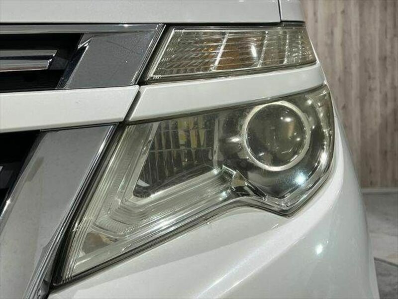 ELGRAND-22