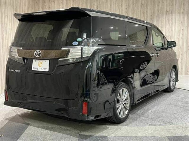 VELLFIRE-19