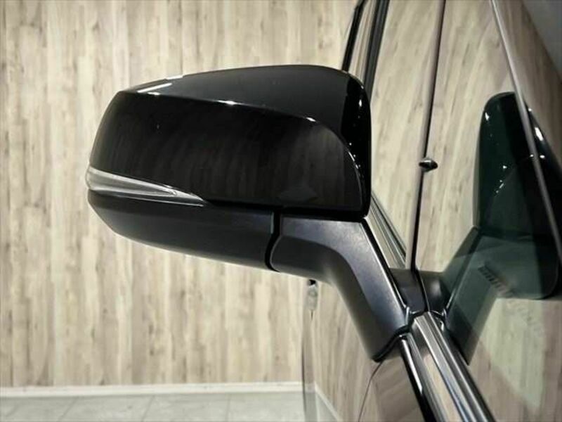 VELLFIRE-27