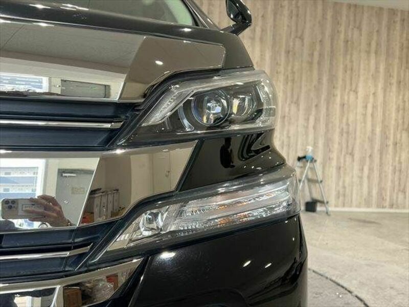 VELLFIRE-23