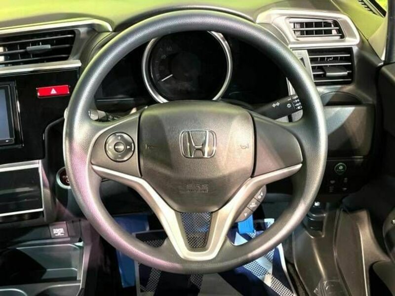 FIT HYBRID-10