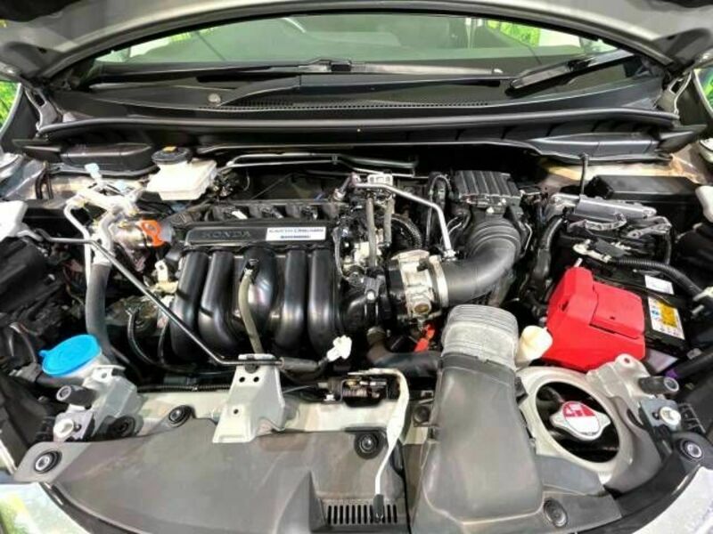 FIT HYBRID-17