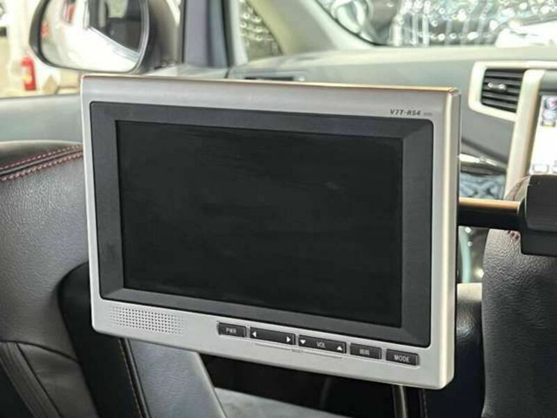 VELLFIRE-6