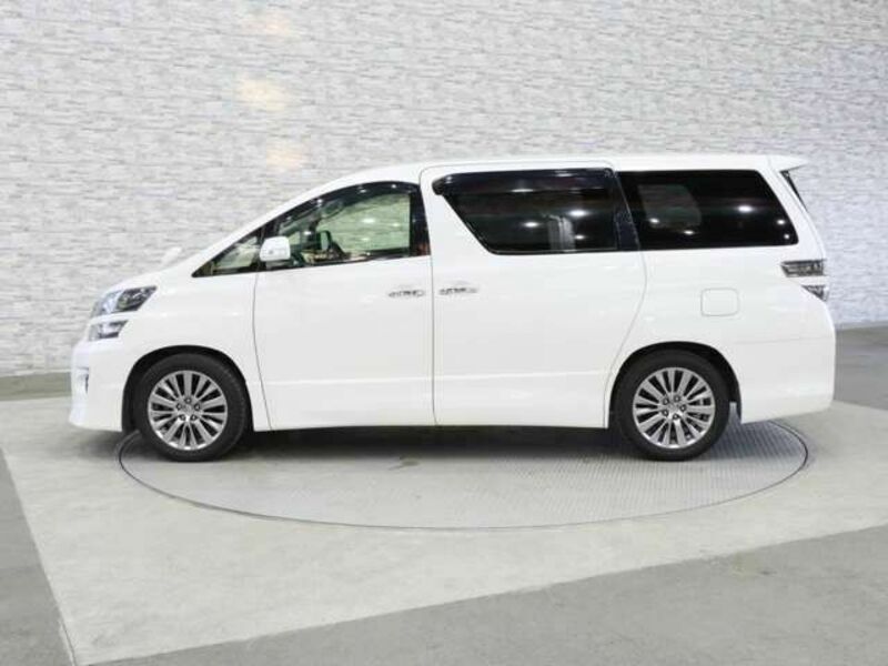 VELLFIRE-11