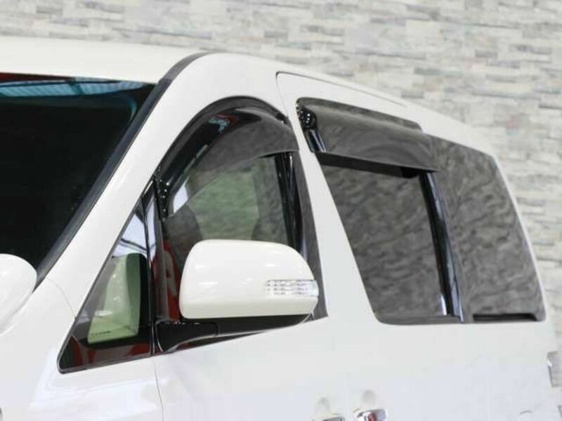 VELLFIRE-16