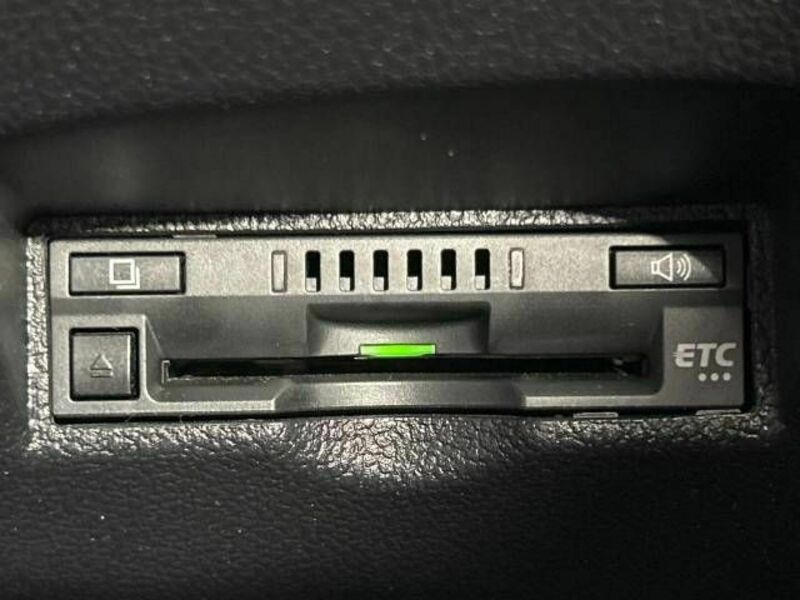 PRIUS-6