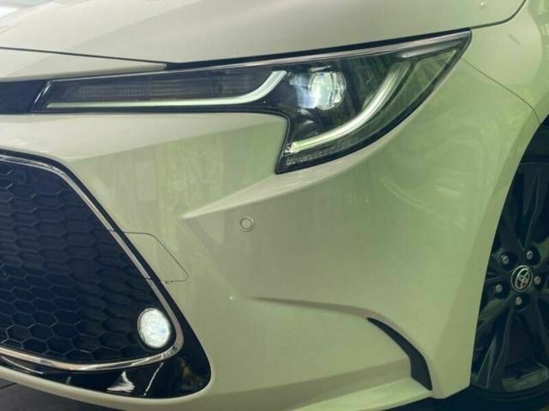 COROLLA TOURING-12