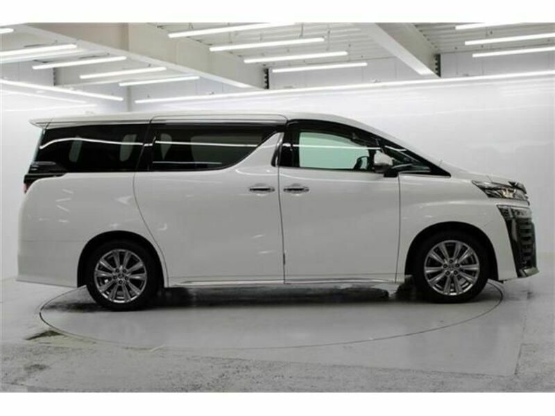 VELLFIRE-6