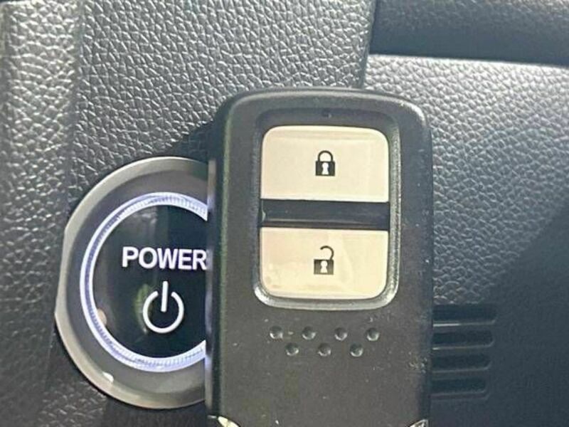 FIT HYBRID-6