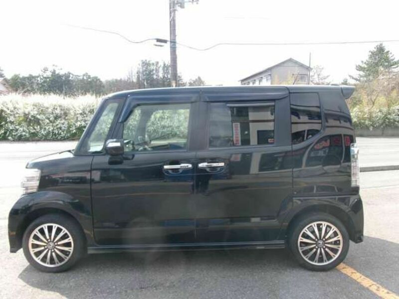 N BOX CUSTOM-7