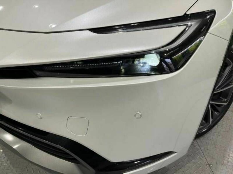 PRIUS-11