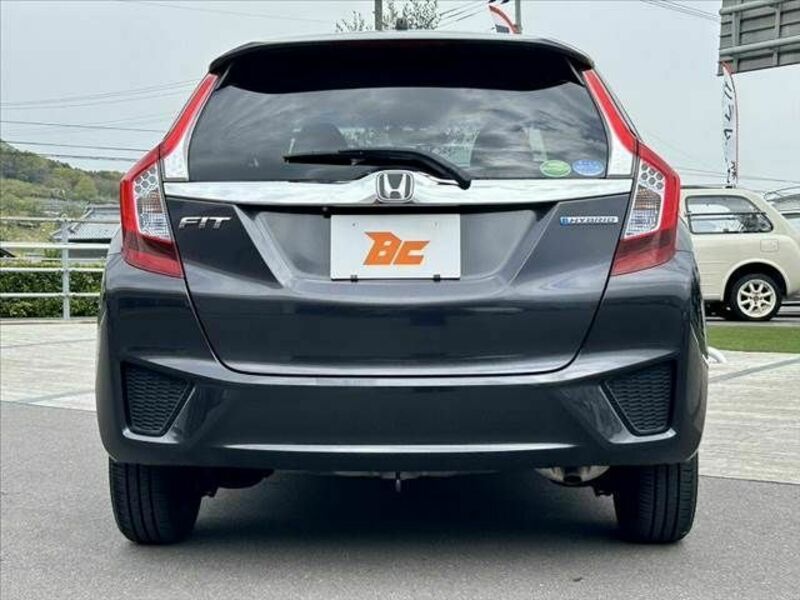 FIT HYBRID-13