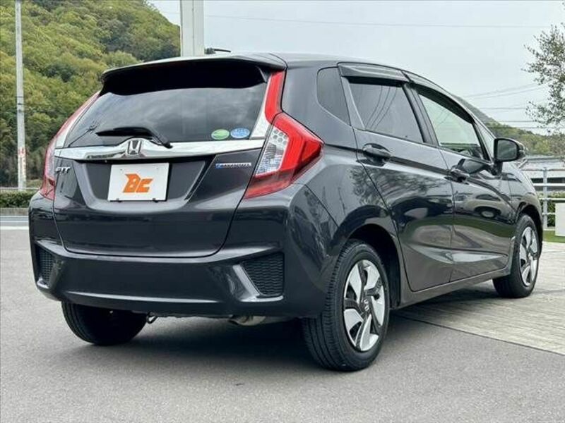 FIT HYBRID-14