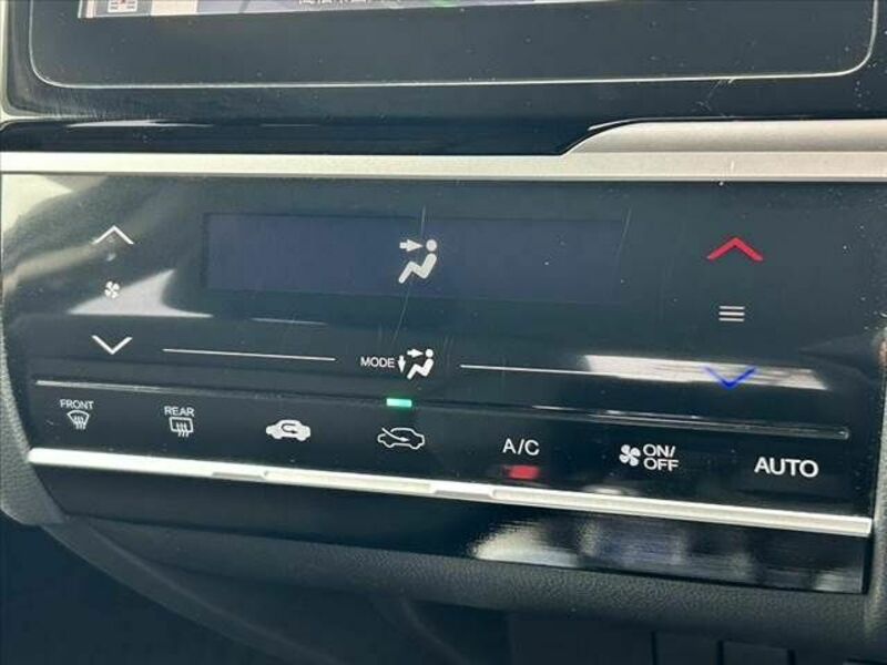 FIT HYBRID-22