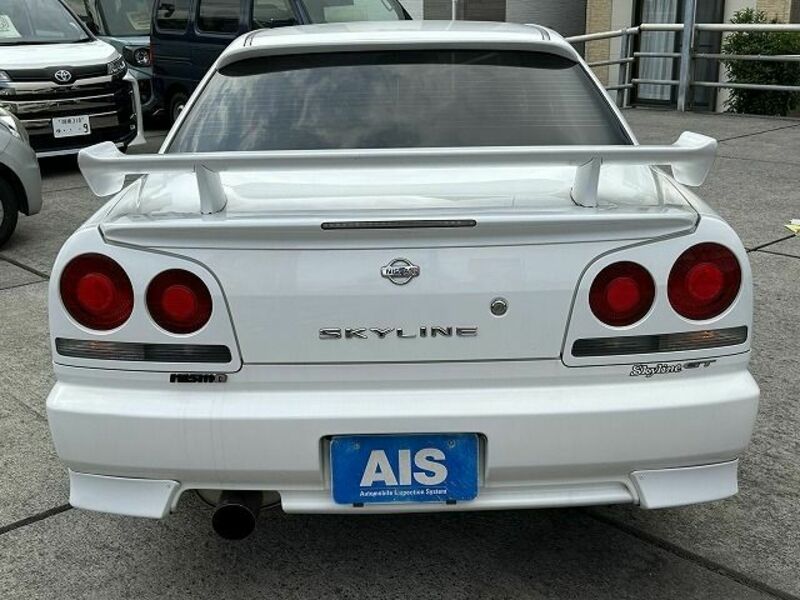 SKYLINE