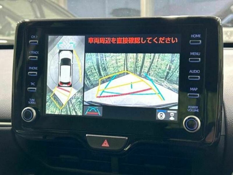 YARIS CROSS-3