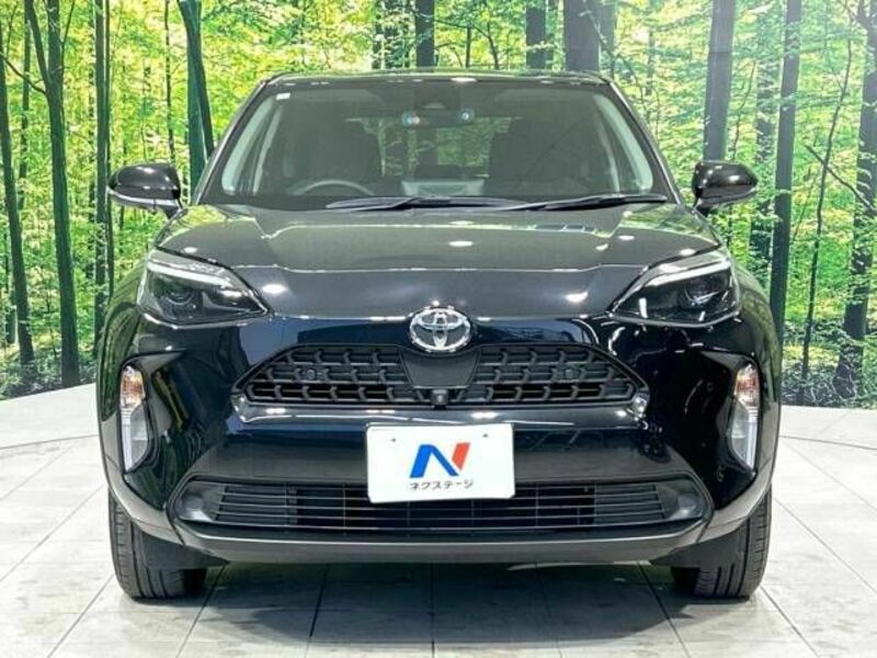 YARIS CROSS-14