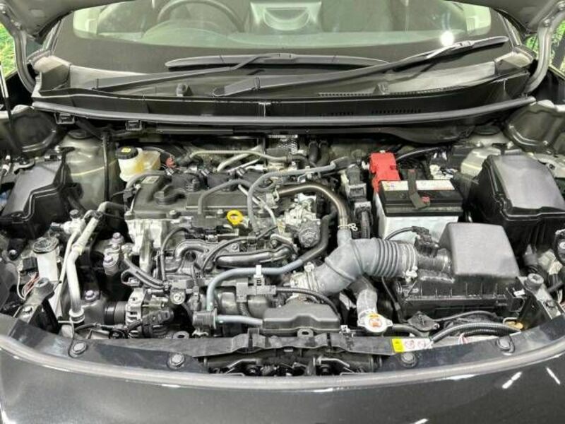 YARIS CROSS-18