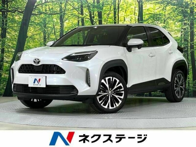 YARIS CROSS