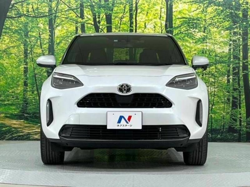 YARIS CROSS-14