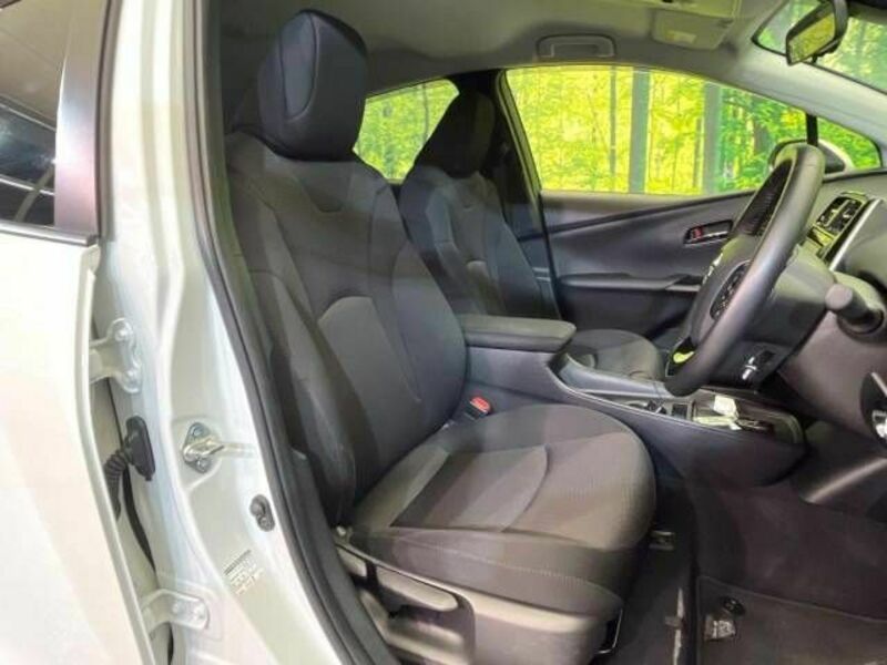 PRIUS-7