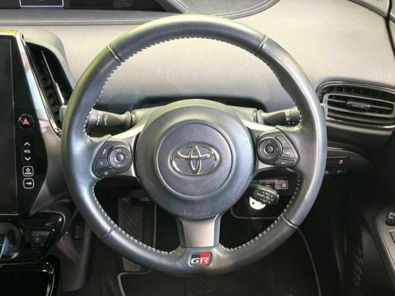 PRIUS PHV-10