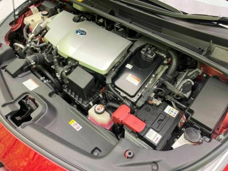 PRIUS PHV-17