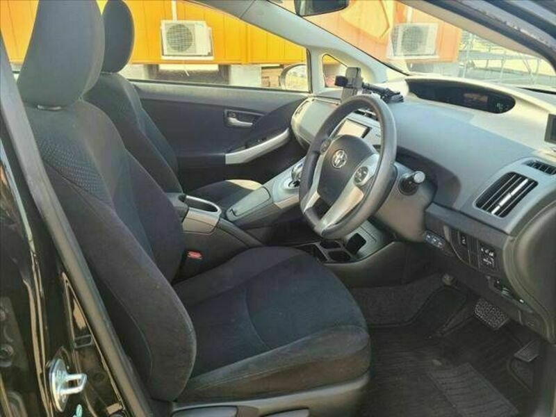 PRIUS-15