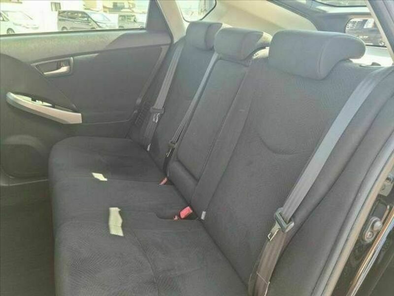 PRIUS-18