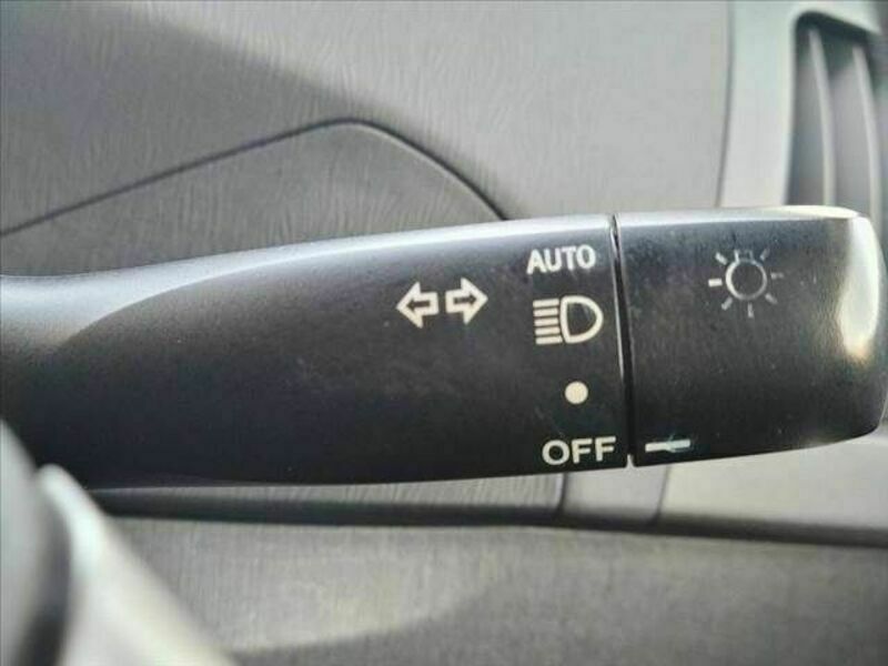 PRIUS-23