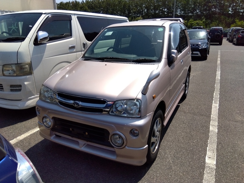 DAIHATSU TERIOS KID