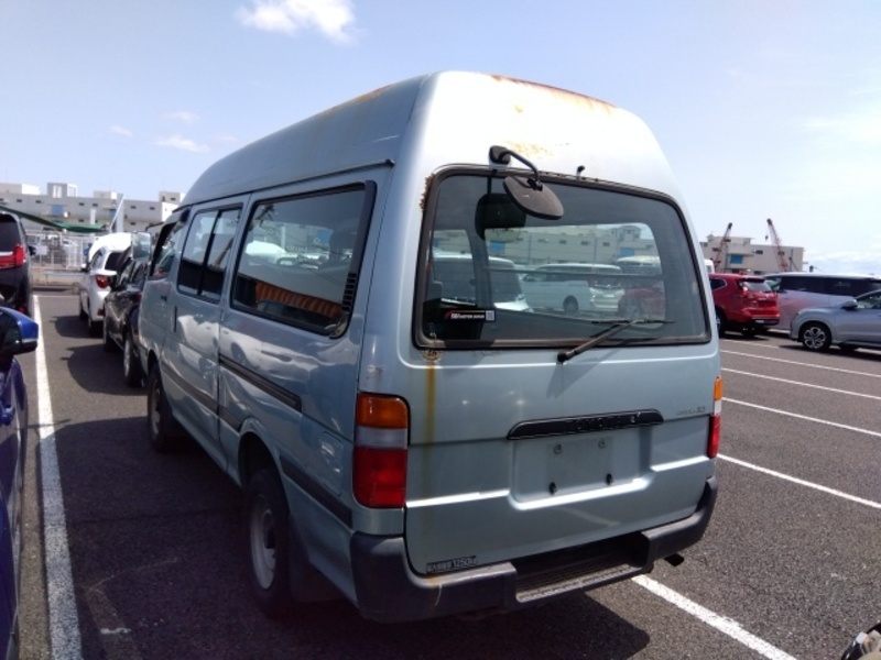 HIACE VAN