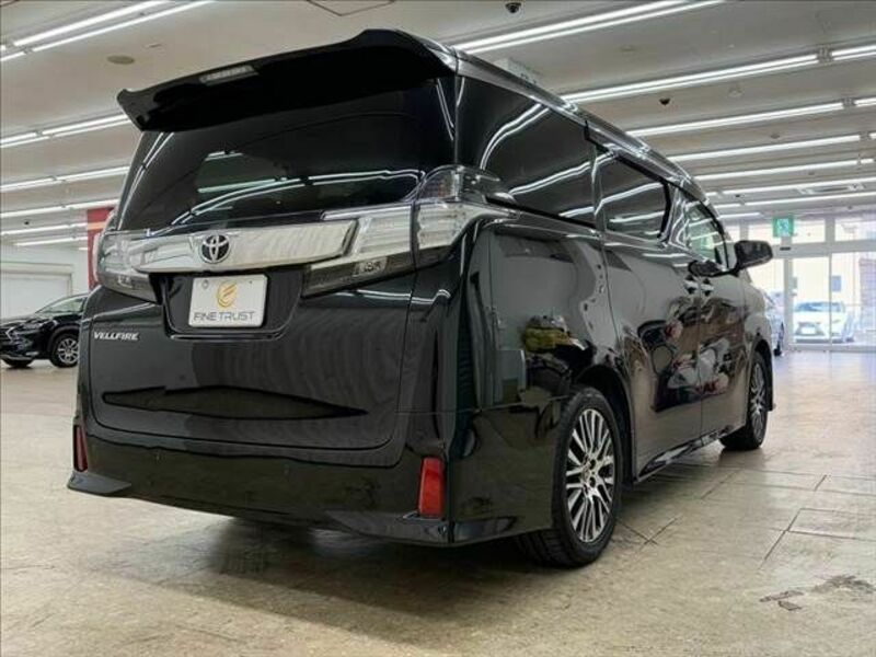 VELLFIRE-17