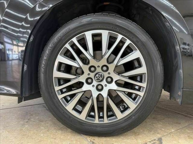 VELLFIRE-28