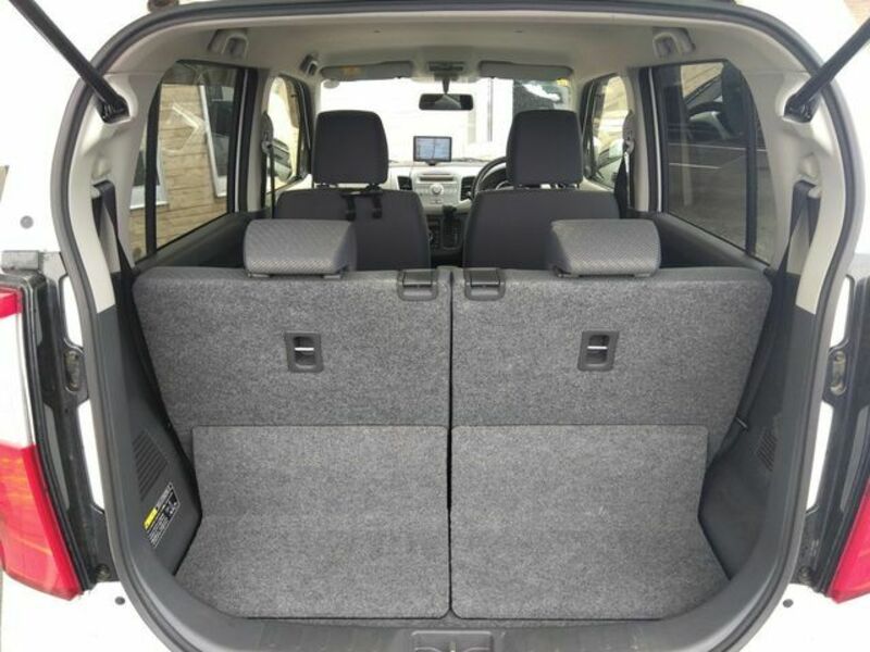 WAGON R-8