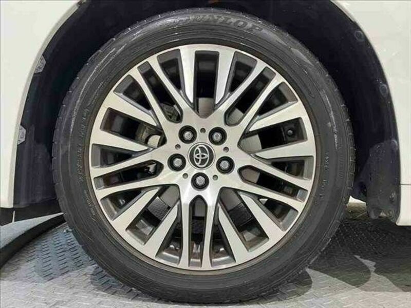 VELLFIRE-15