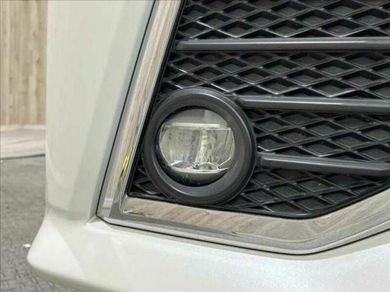 VELLFIRE-25