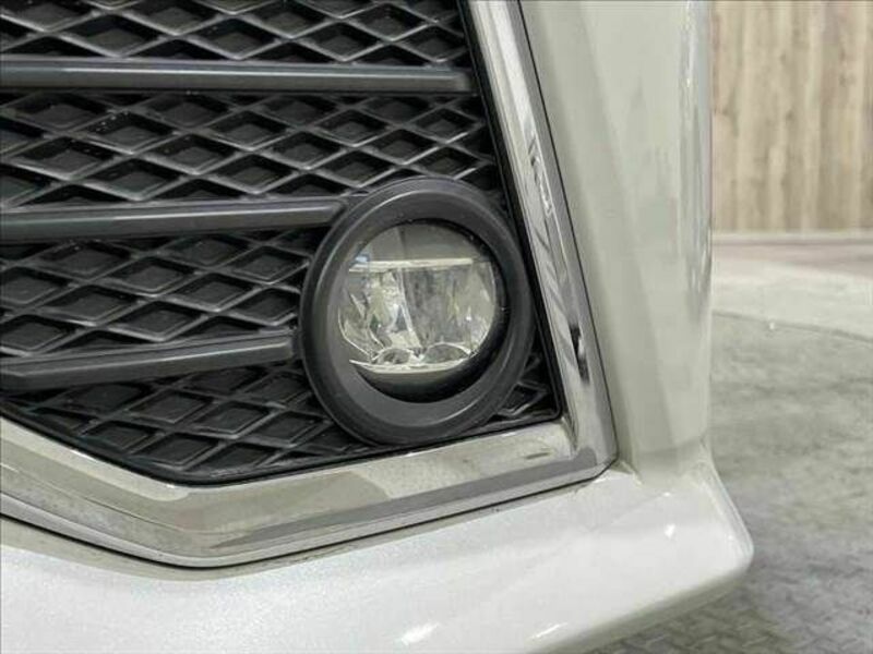 VELLFIRE-26