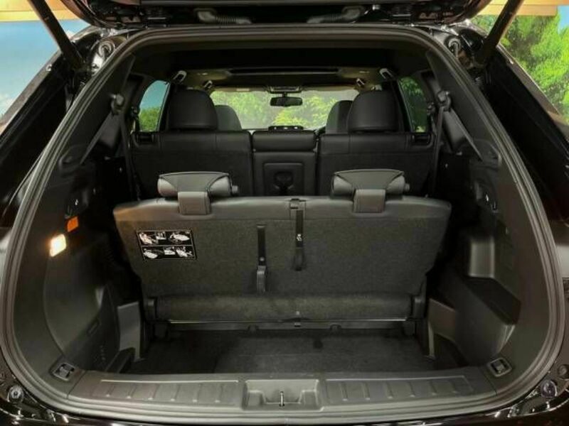 OUTLANDER PHEV-11